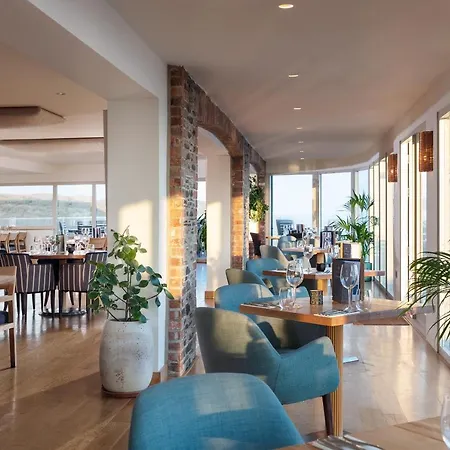 The Lewinnick Han/Misafirhane New Quay