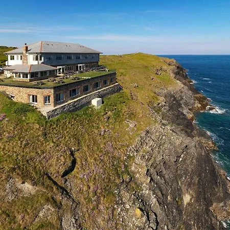 The Lewinnick Han/Misafirhane New Quay